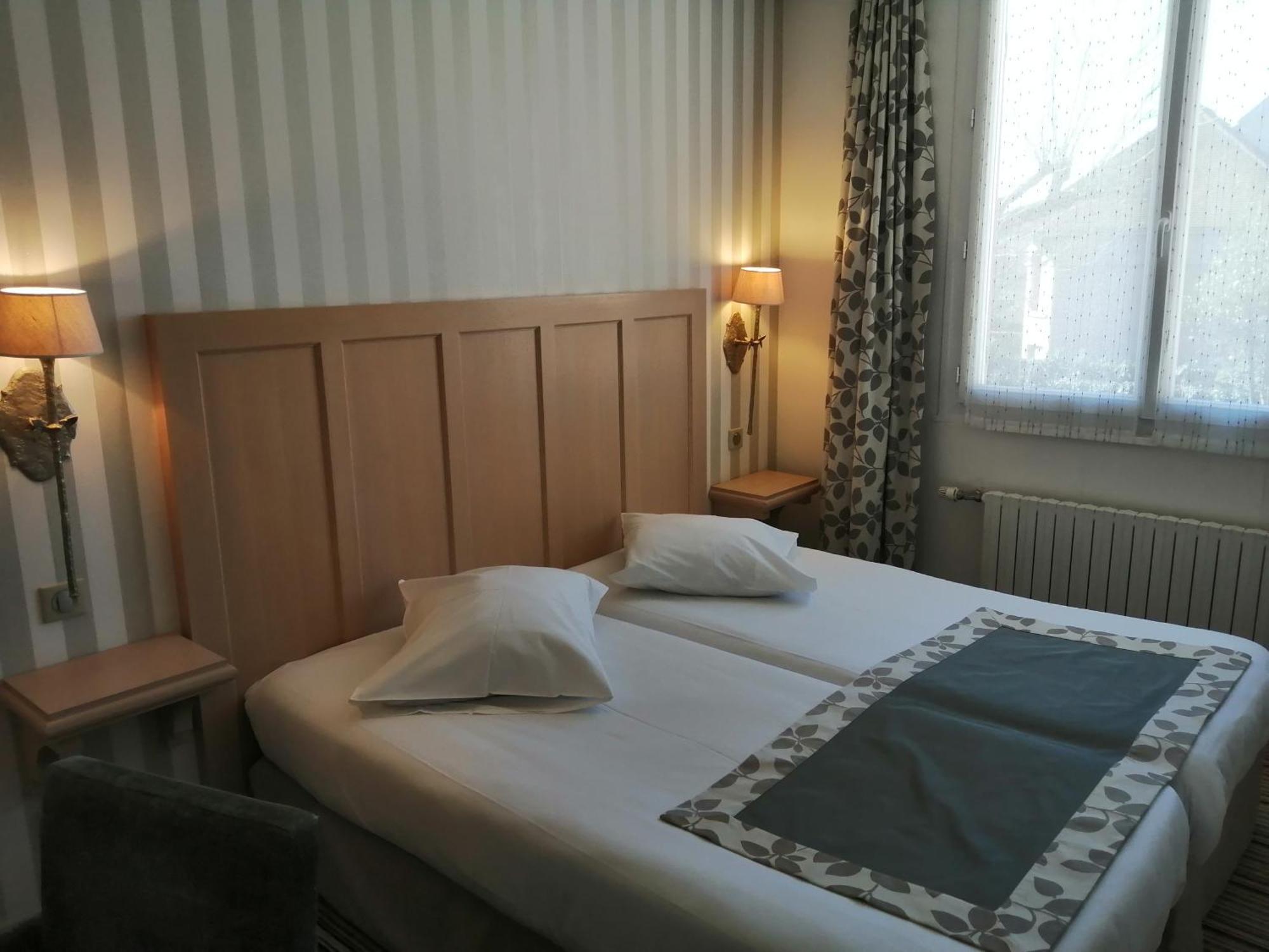 Hotel Les Fleurs Pontaubert Kültér fotó